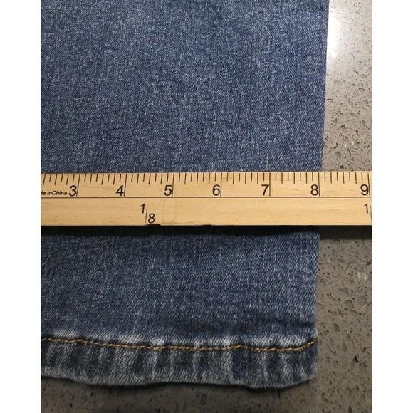 Levi's Blue Jeans Men's 34x30 505 Relaxed Fit Straight Leg Medium Wash Western - Picture 7 of 9